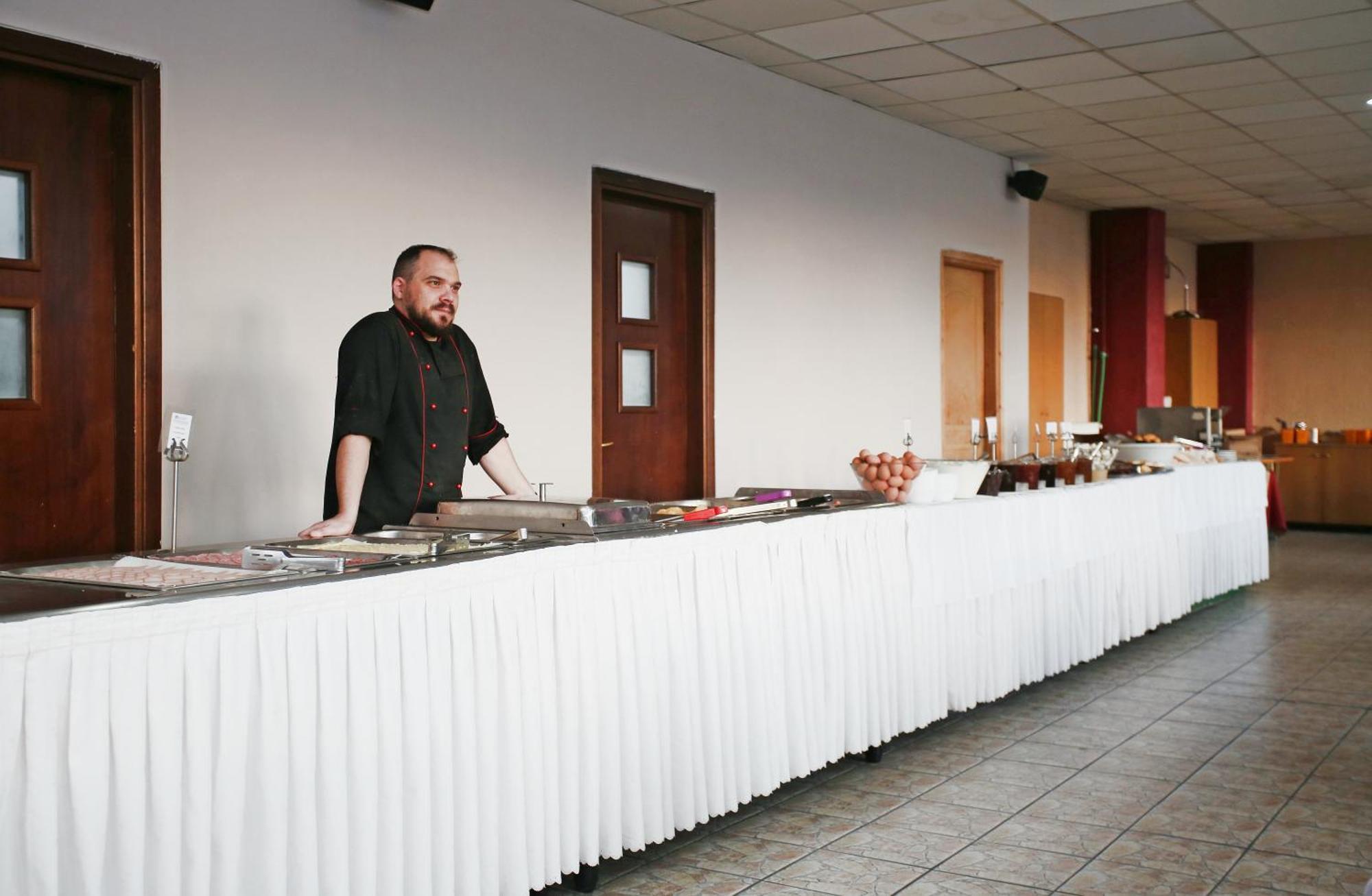 Hotel Lecadin Karpenisi Екстер'єр фото